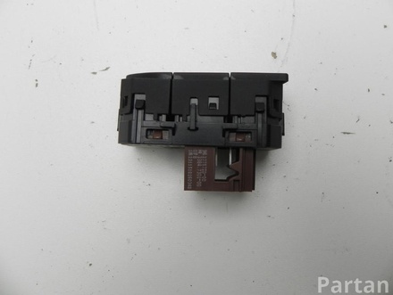 CITROËN 966377757ZD C5 III (RD_) 2009 Safety switch for central locking system