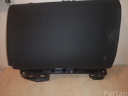 VOLVO 31477156 XC60 2018 Glove box