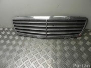 MERCEDES-BENZ A 203 880 01 83 / A2038800183 E-CLASS (W211) 2003 Grillades