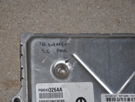 DODGE P68243326AA ; 68243326AA ; T00EP15965CRCBS / P68243326AA, 68243326AA, T00EP15965CRCBS DURANGO (WD) 2016 Unité de contrôle moteur
