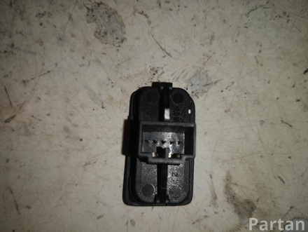 VOLVO 0565832 V50 (MW) 2008 Safety switch for central locking system