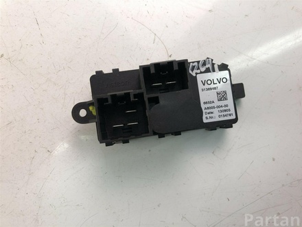 VOLVO 31369487 V40 Hatchback 2017 Resistor