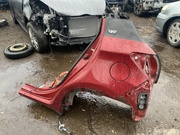 TOYOTA YARIS (_P13_) 2020 cuarto cuerpo del coche Left Rear