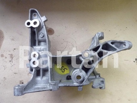 CITROËN 9684613880 C4 Picasso I (UD_) 2010 Bracket