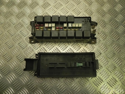 CHRYSLER 04868093AA VOYAGER / GRAND VOYAGER III (GS) 2000 Fuse Box