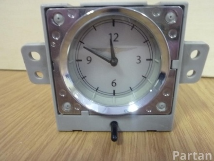 CHRYSLER 04602626AB 300 C Touring (LX) 2006 Clock