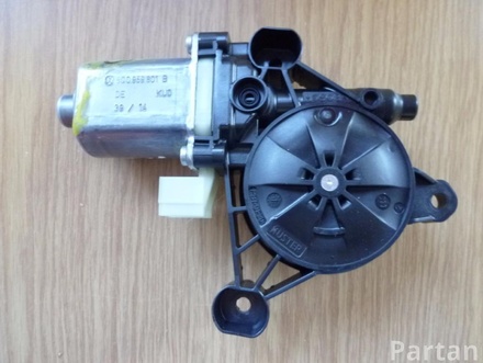 AUDI 5Q0 959 801 B / 5Q0959801B A3 (8V1, 8VK) 2013 Эл.двигатель стеклоподъёмника спереди справа