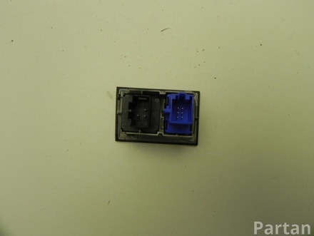 VW 5G0 953 509 A / 5G0953509A GOLF VII (5G1, BQ1, BE1, BE2) 2013 Emergency light/Hazard switch