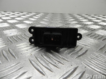 HYUNDAI DE0 i30 (FD) 2008 Switch for electric windows