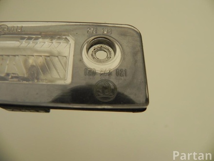 SKODA 1Z0 943 021 / 1Z0943021 OCTAVIAII (1Z3) 2008 Licence Plate Light