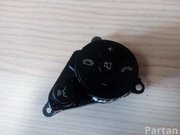 MERCEDES-BENZ A 204 821 00 51 / A2048210051 C-CLASS (W204) 2010 Bouton multifonction pour volant