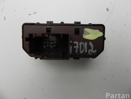 CITROËN 966377757ZD C5 III (RD_) 2009 Safety switch for central locking system