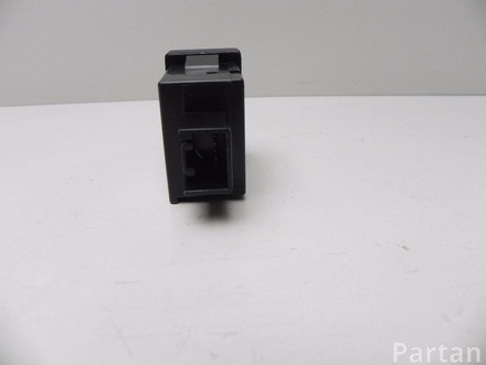 MAZDA BBM2 66 420A / BBM266420A 3 (BL) 2010 Switch for seat heating