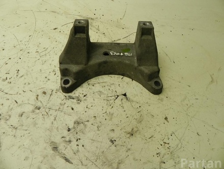 MERCEDES-BENZ A 140 242 13 40 / A1402421340 E-CLASS (W212) 2010 sub frame