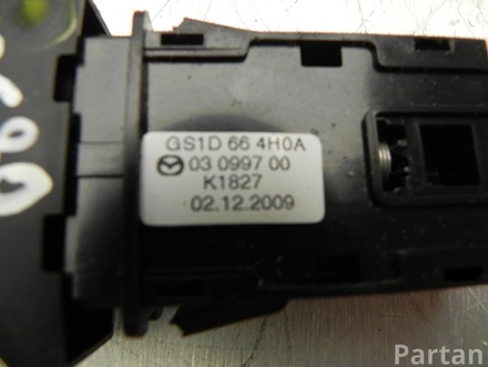 MAZDA GS1D 664H0A / GS1D664H0A 6 Estate (GH) 2011 Interruptor de señal de emergencia