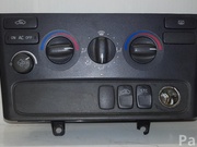 VOLVO 8682927 S80 I (TS, XY) 2001 Control Unit, heating / ventilation