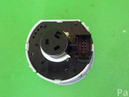 SEAT 1P2 941 431 F, 5P0 919 094 A / 1P2941431F, 5P0919094A LEON (1M1) 2005 Light switch