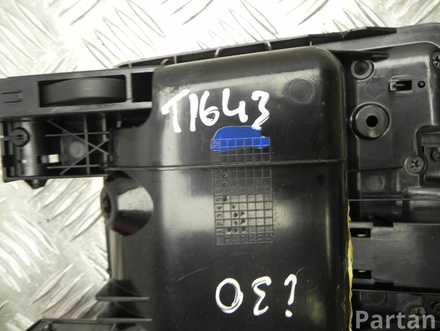 HYUNDAI 84770-2L900 / 847702L900 i30 (FD) 2008 Glove box