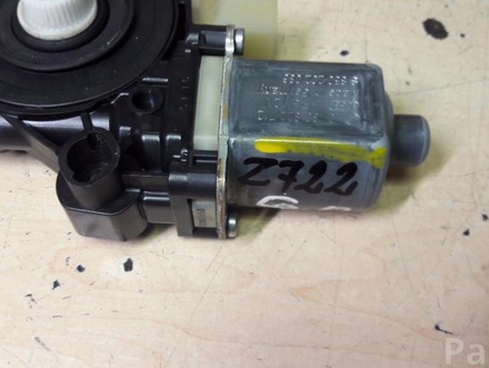 AUDI 5Q0 959 802 / 5Q0959802 A3 (8V1, 8VK) 2013 Motor para subida de ventanas Right Rear